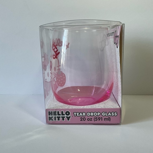 Hello Kitty Strawberry Glass Cup - Picture 7 of 8